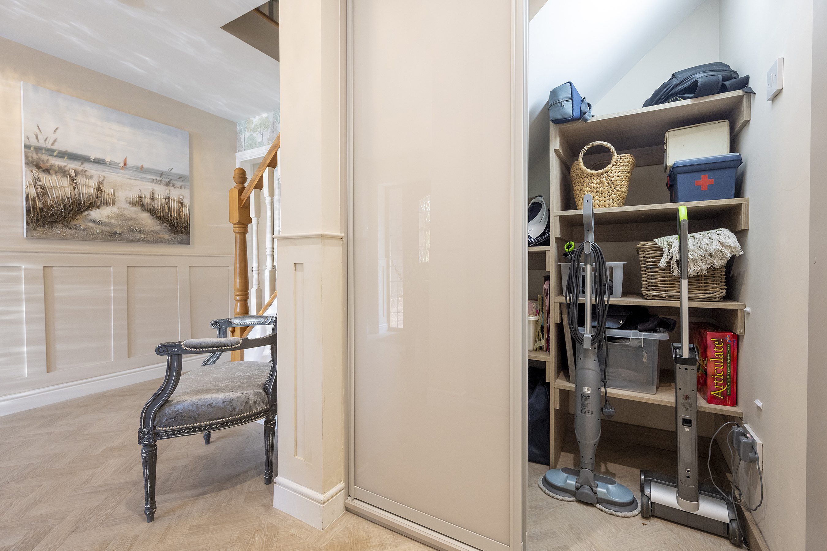 UNP Home Decor 45782 Spaceslide Burntwood013